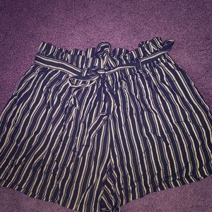 Hollister ultra high rise paper bag shorts